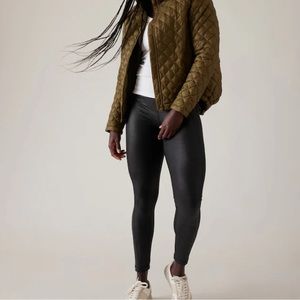 Athleta Delancey Gleam Tight in Black (Size Medium)